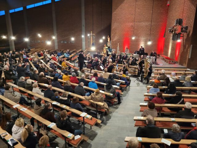 Ein gelungener Abschluss von unserem musikalischen Jahr 2025 🎺🎼
Wir wünschen Euch schöne Feiertage und einen guten Rutsch ins neue Jahr! 🎄🎉